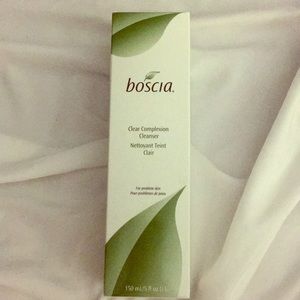 Bosnia clear complexion cleanser 5 fl oz.